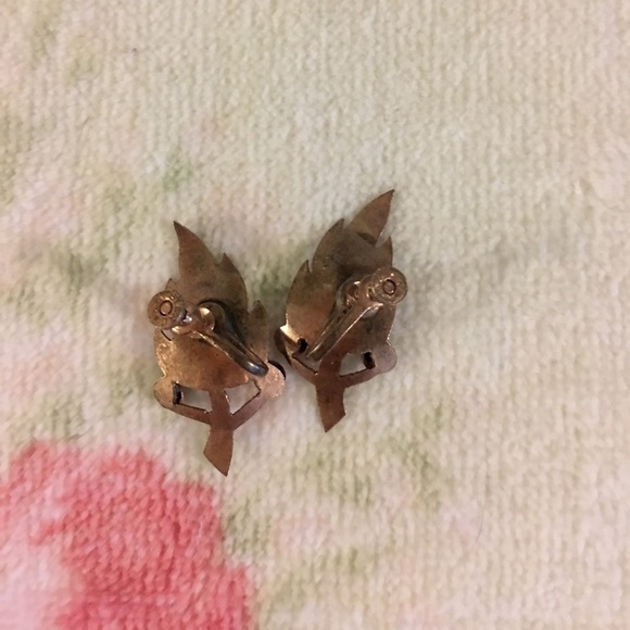 VINTAGE STERLING LEAF EARRINGS - Picture 3 of 4